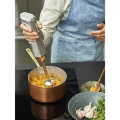 Cuisinart Mixeur Plongeant Argenté Sans Fil 3 En 1 RHB100E -KitchenAid || Smeg Soldes Magasin 761053 2 2 Mixeur plongeant argente sans fil 3 en 1 RHB100E Cuisinart