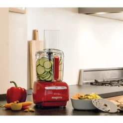 Magimix Robot Multifonctions Le Mini Plus Rouge 18253F -KitchenAid || Smeg Soldes Magasin 76154 2 11 Robot Multifonctions Le Mini Plus Rouge 18253F Magimix
