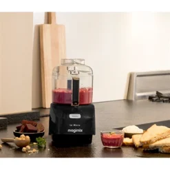 Magimix Mini Hachoir Le Micro Noir 18113F 9 Magimix Mini Hachoir Le Micro Noir 18113F -KitchenAid || Smeg Soldes Magasin 76166 4 2 Mini hachoir Le Micro Noir 18113F Magimix