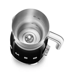 Smeg Chocolatière Et Mousseur De Lait Noir MFF11BLEU -KitchenAid || Smeg Soldes Magasin 780310 4 1 Chocolatiere et mousseur de lait noir MFF11BLEU Smeg
