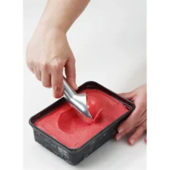 Set Gaufrier à Cornet 700 W Sweet Dreams Et Cuillère à Glace Eutectique 7 Set Gaufrier à Cornet 700 W Sweet Dreams Et Cuillère à Glace Eutectique -KitchenAid || Smeg Soldes Magasin 789019 3 1 Set gaufrier a cornet 700 W Sweet Dreams et cuillere a glace eutectique